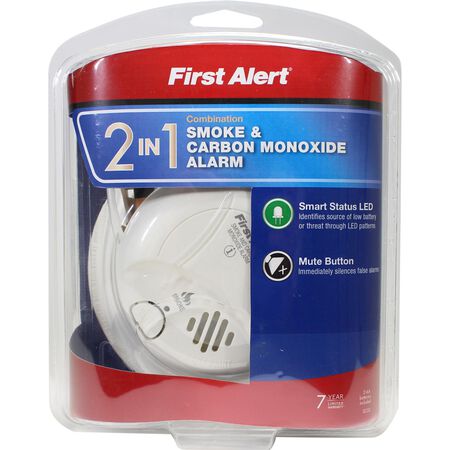 First Alert Battery-Powered Electrochemical/Ionization Smoke and Carbon Monoxide Detector 1 pk