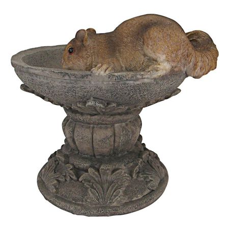 Statue Squirrel