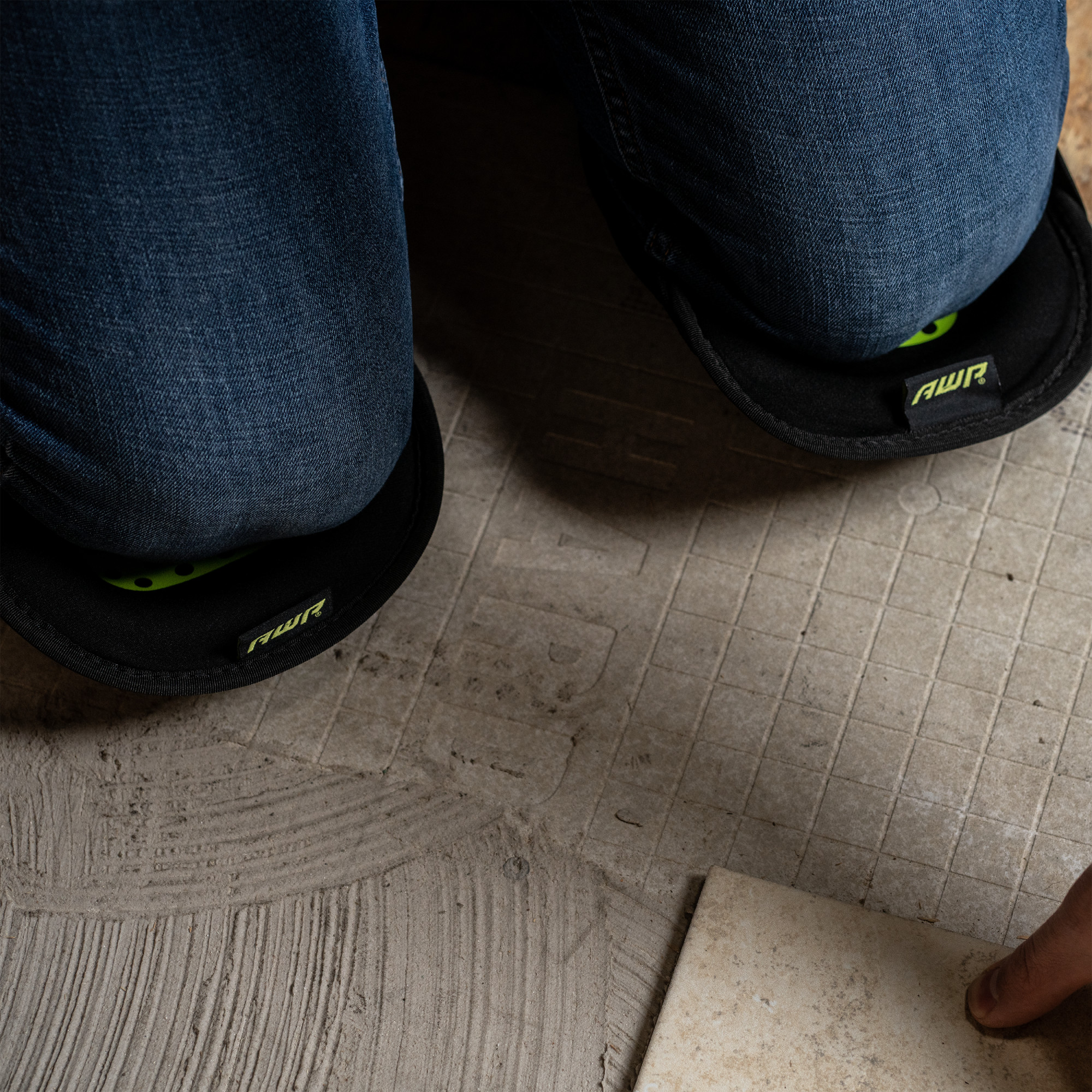 AWP Gel Pro Flooring Knee Pads, Contours for Optimal Fit and Comfort
