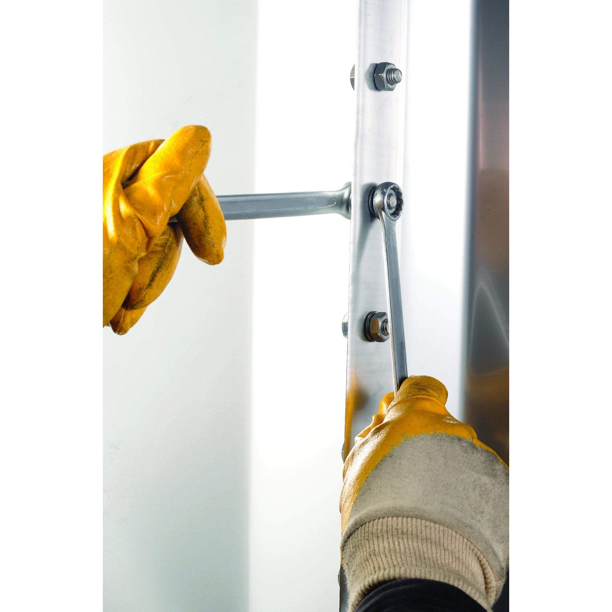 Hillman Zinc-Plated Nylon Insert Stop Nut USS Coarse 1/4 in.-20