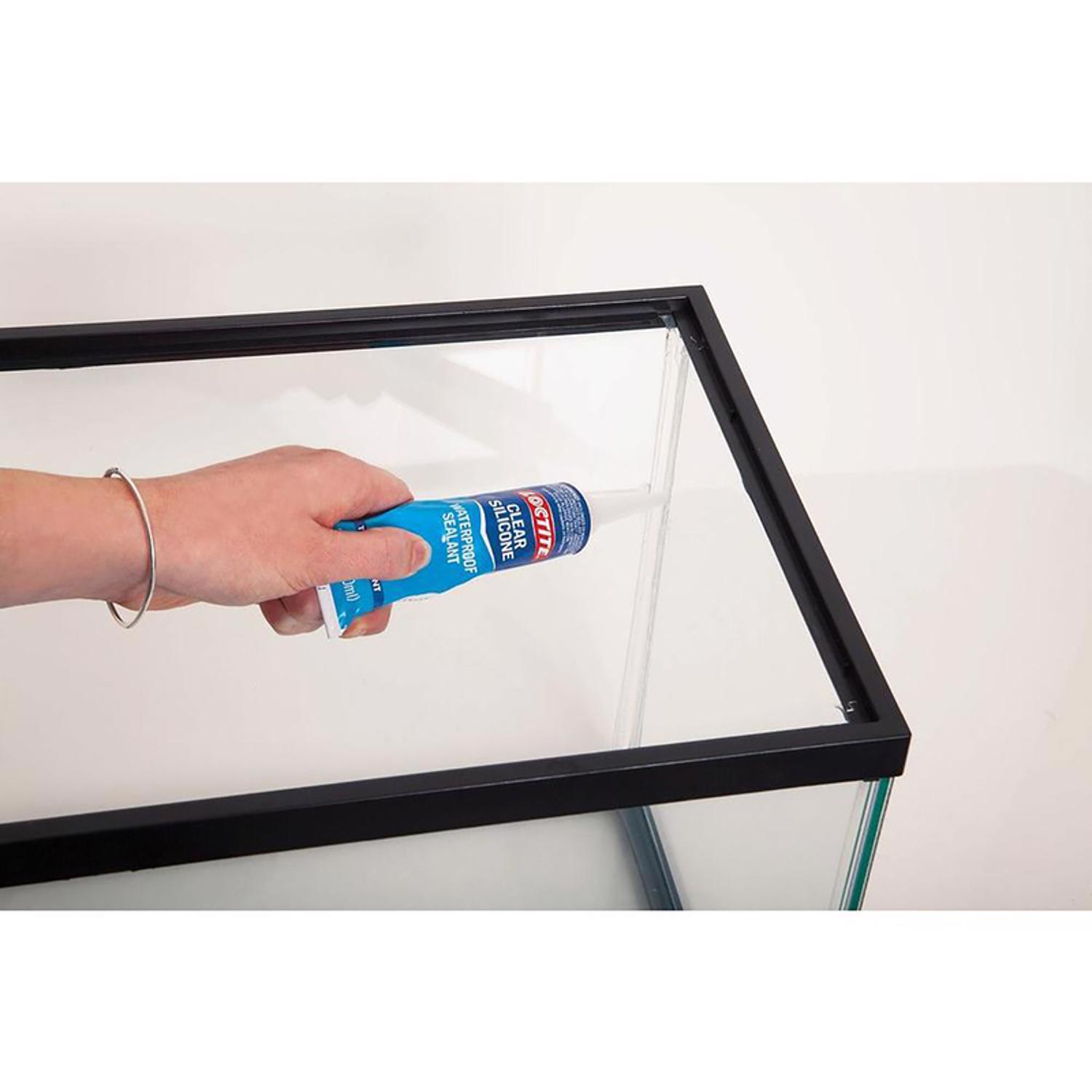 Loctite Clear Silicone Medium Strength Silicone Clear All-Weather Adhesive 2.7 oz