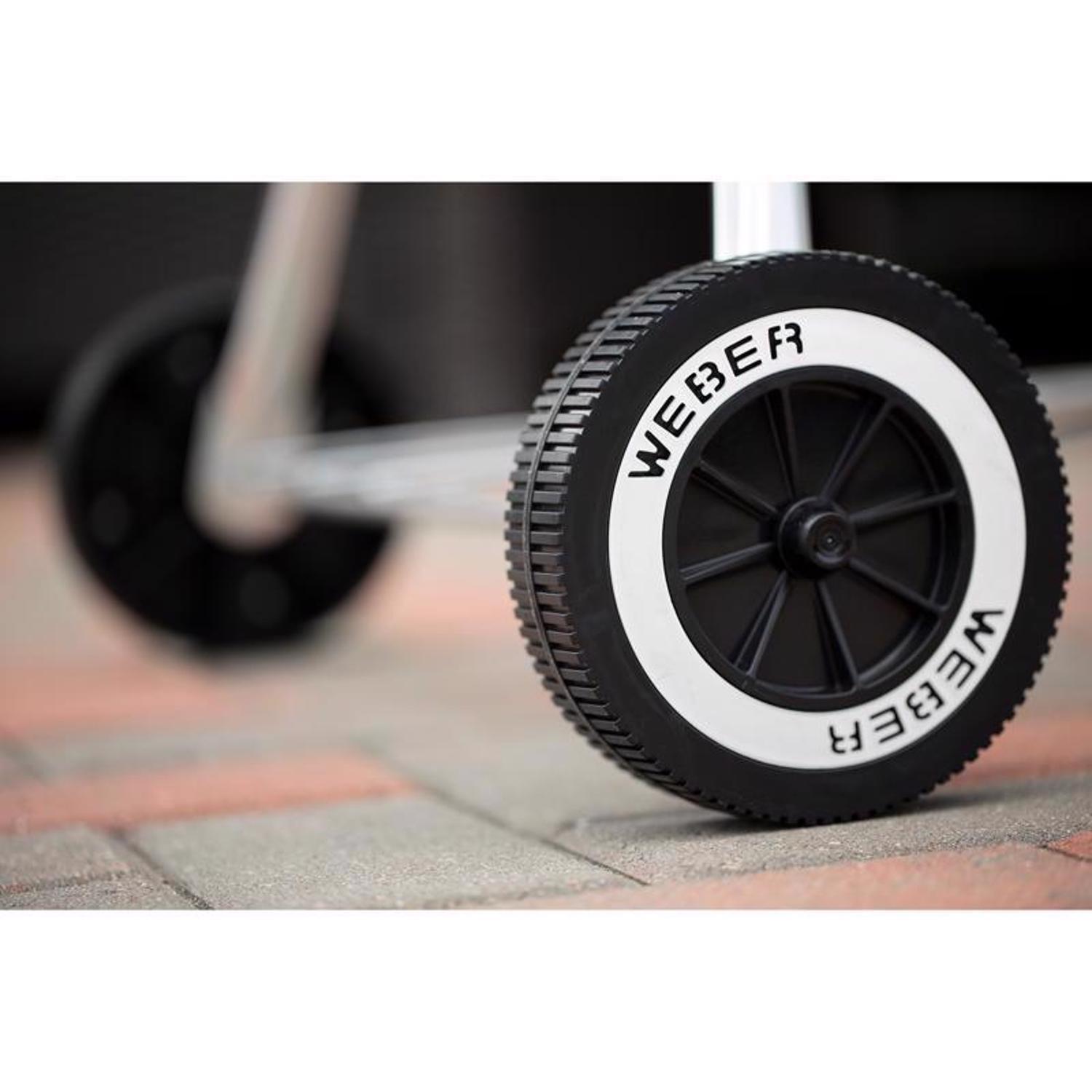 Weber 22 in. Original Kettle Premium Charcoal Grill Black