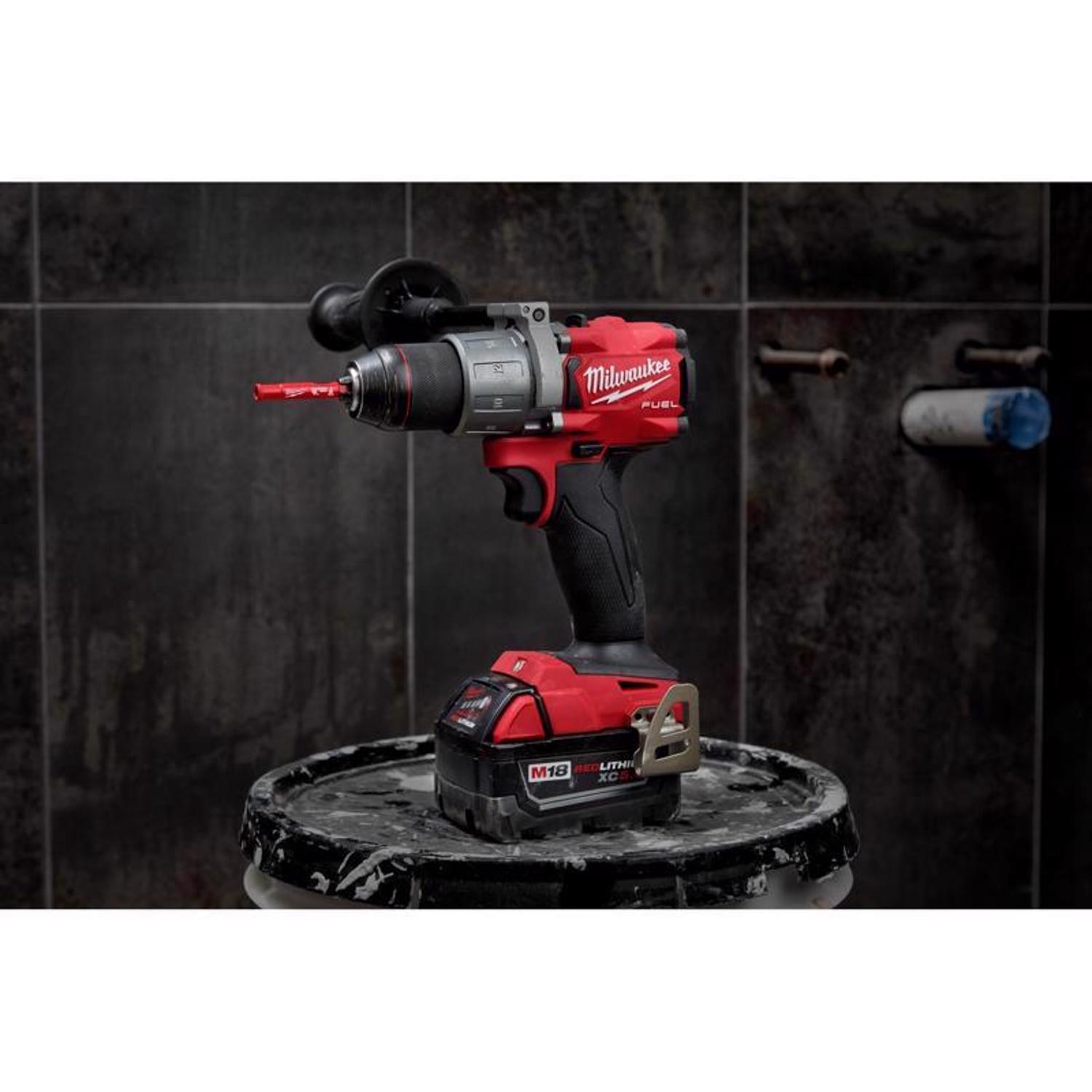 Milwaukee Diamond Max 3/16 in. Diamond Grit Glass, Porcelain, Tile, and Stone Hole Saw 1 pc
