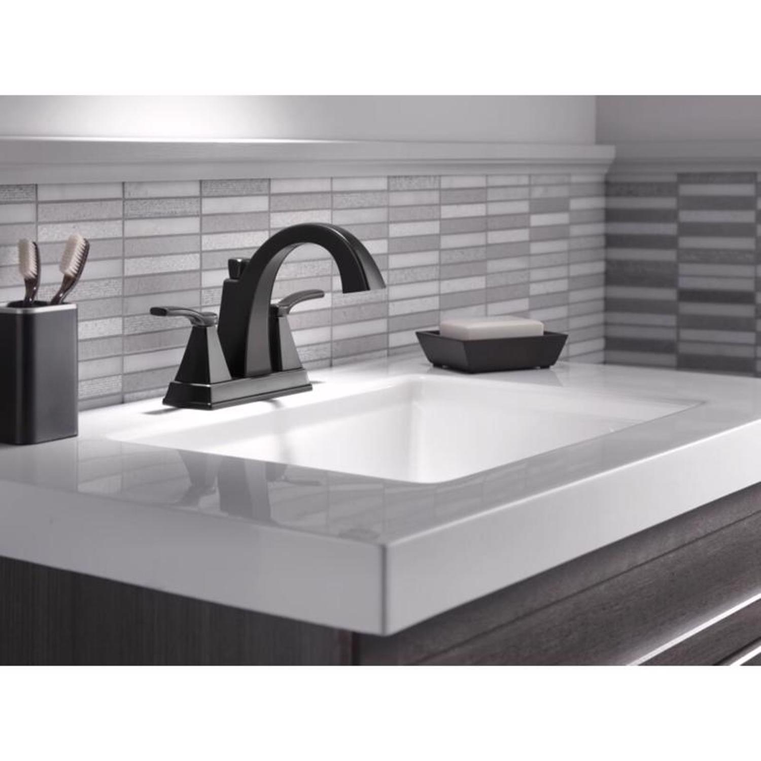 Delta Flynn Matte Black Traditional Centerset Bathroom Sink Faucet 4 in.