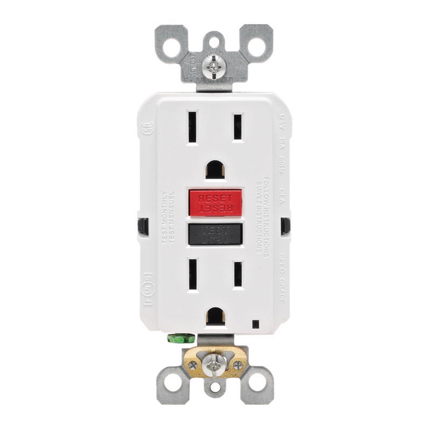 Leviton SmartlockPro 15 amps 125 V Duplex White GFCI Outlet 5-15R 1 pk