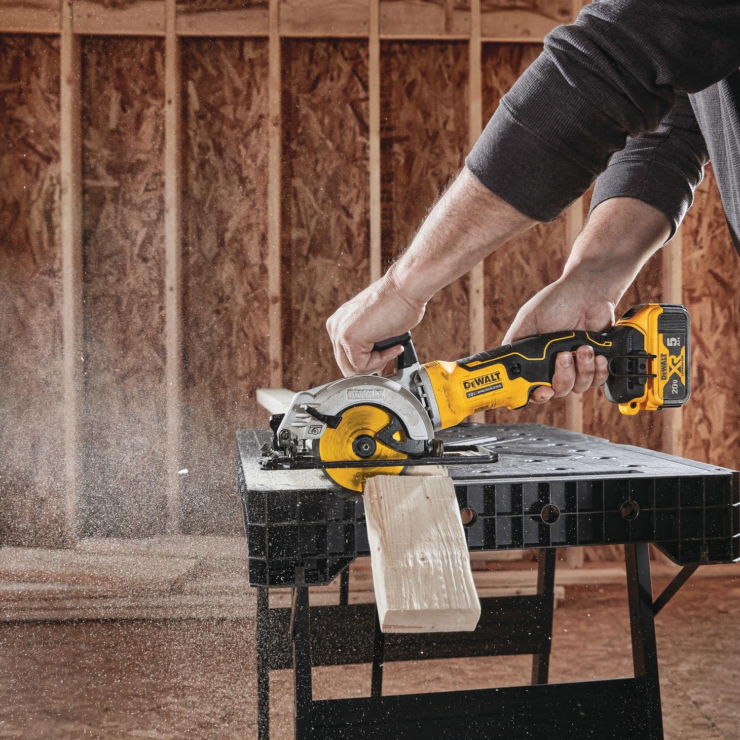 DEWALT 4-1/2 in. D X 3/8 in. Carbide Circular Saw Blade 24 teeth 1 pc