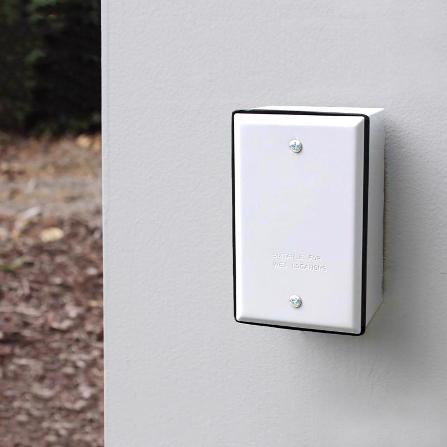 Sigma Engineered Solutions Rectangle Stamped Steel 1 gang 4.52 in. H X 2.77 in. W Flat Box Cover