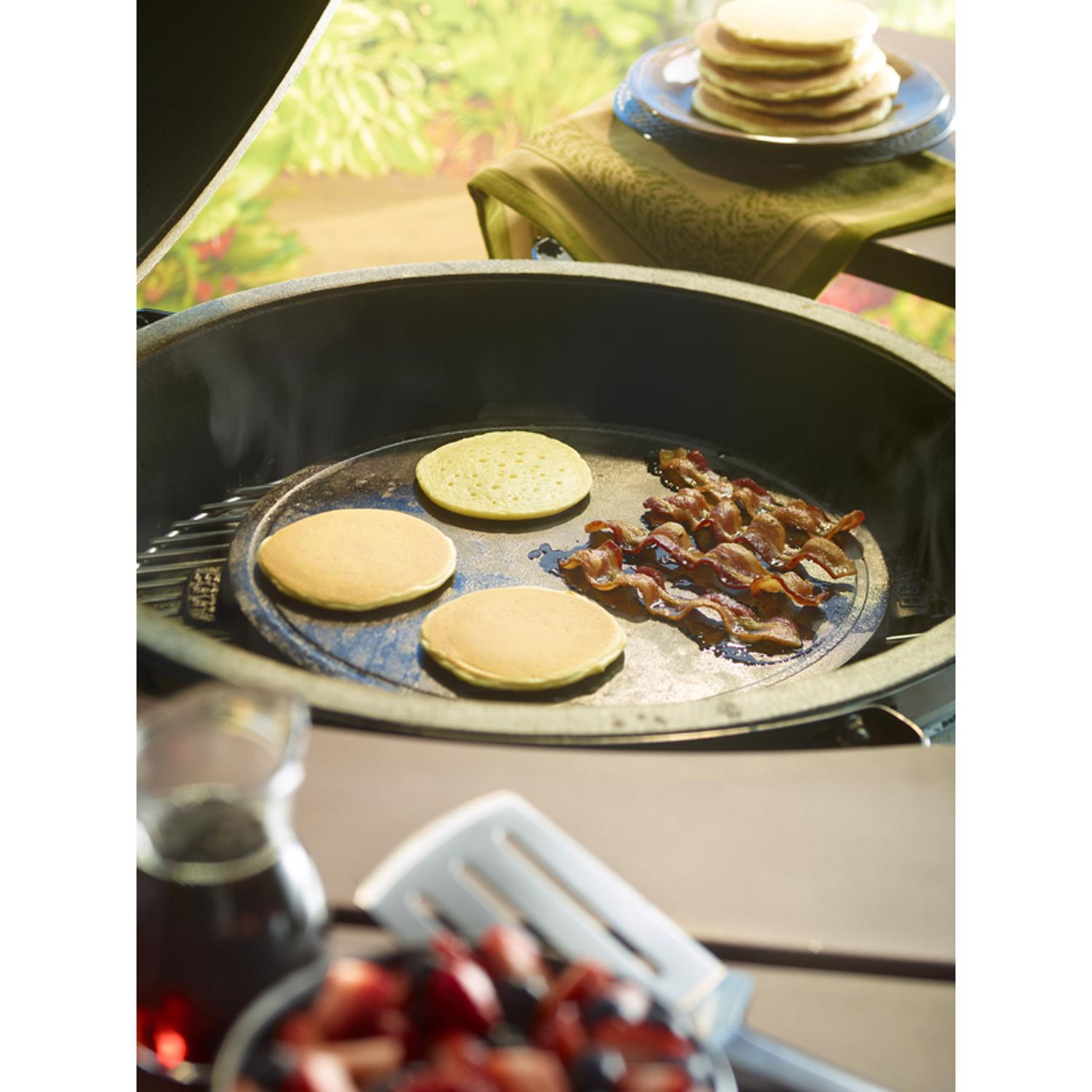 Big Green Egg Cast Iron Plancha Griddle 14 in. L X 14 in. W For Universal
