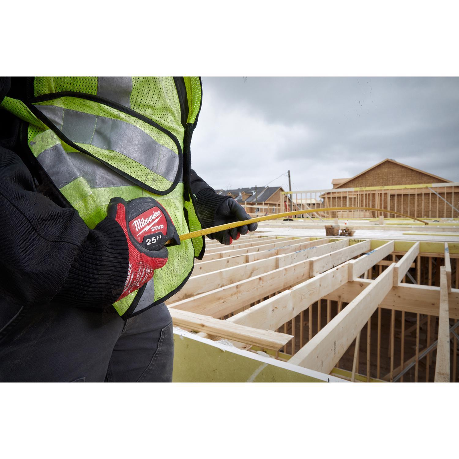 Milwaukee 25 ft. L X 1-5/16 in. W Compact Wide Blade Tape Measure 1 pk