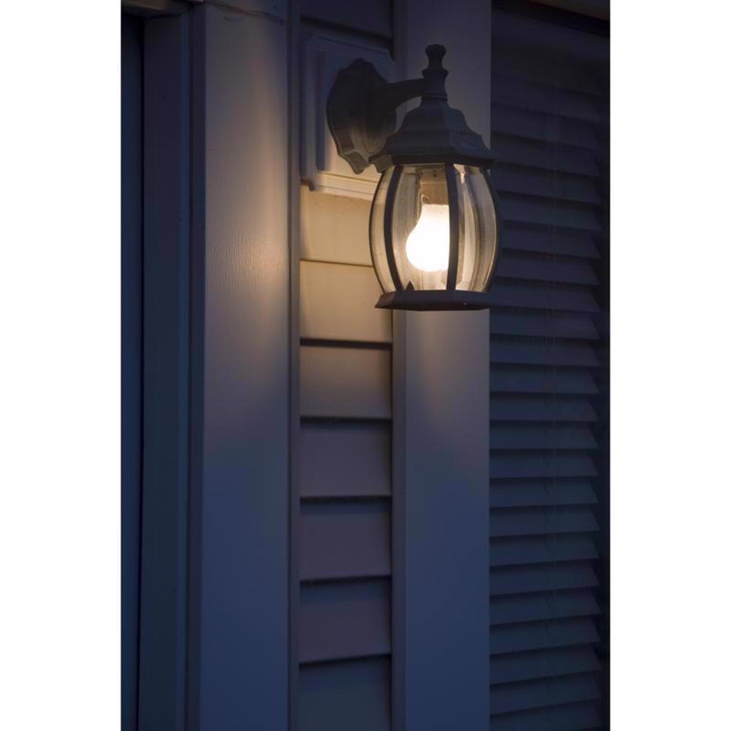 Feit A19 E26 (Medium) LED Bulb Bright White 100 Watt Equivalence 6 pk