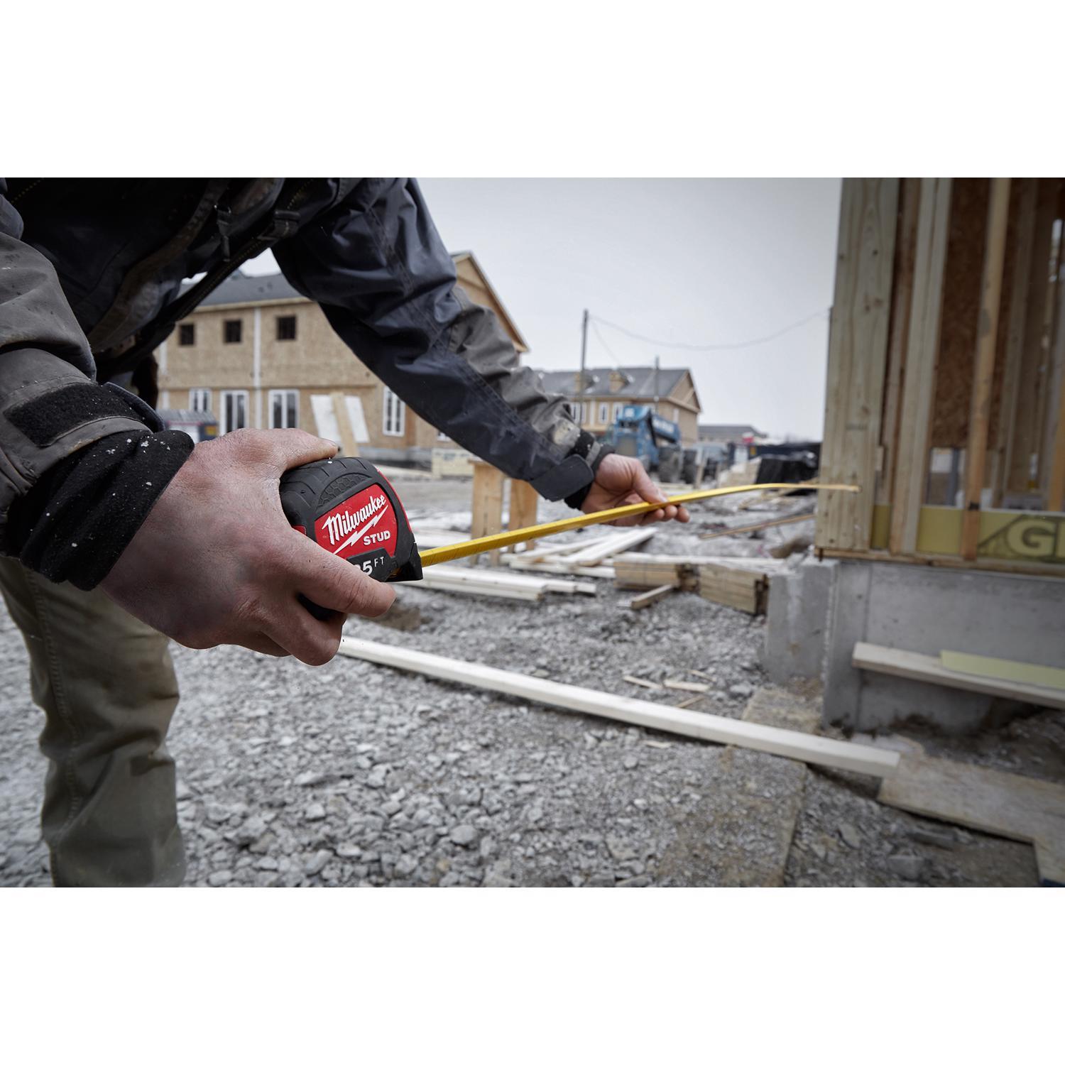 Milwaukee 25 ft. L X 1-5/16 in. W Compact Wide Blade Tape Measure 1 pk