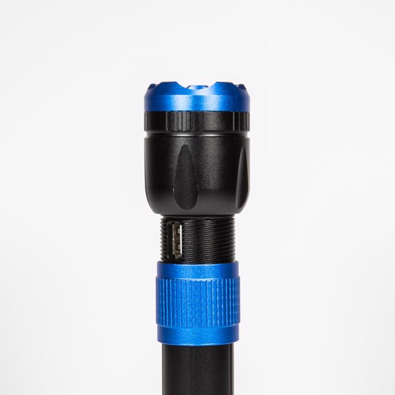 Dorcy DieHard 1000 lm Black/Blue LED Flashlight Power Bank