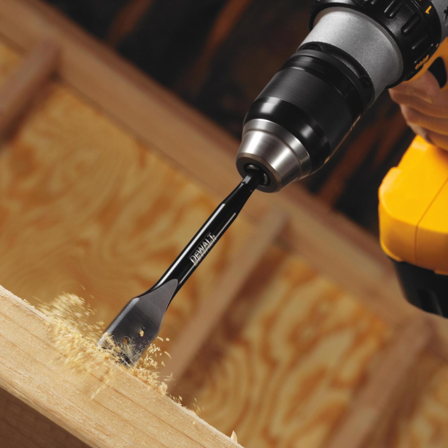 DEWALT 1-1/4 in. X 6 in. L Carbon Steel Spade Bit Hex Shank 1 pk