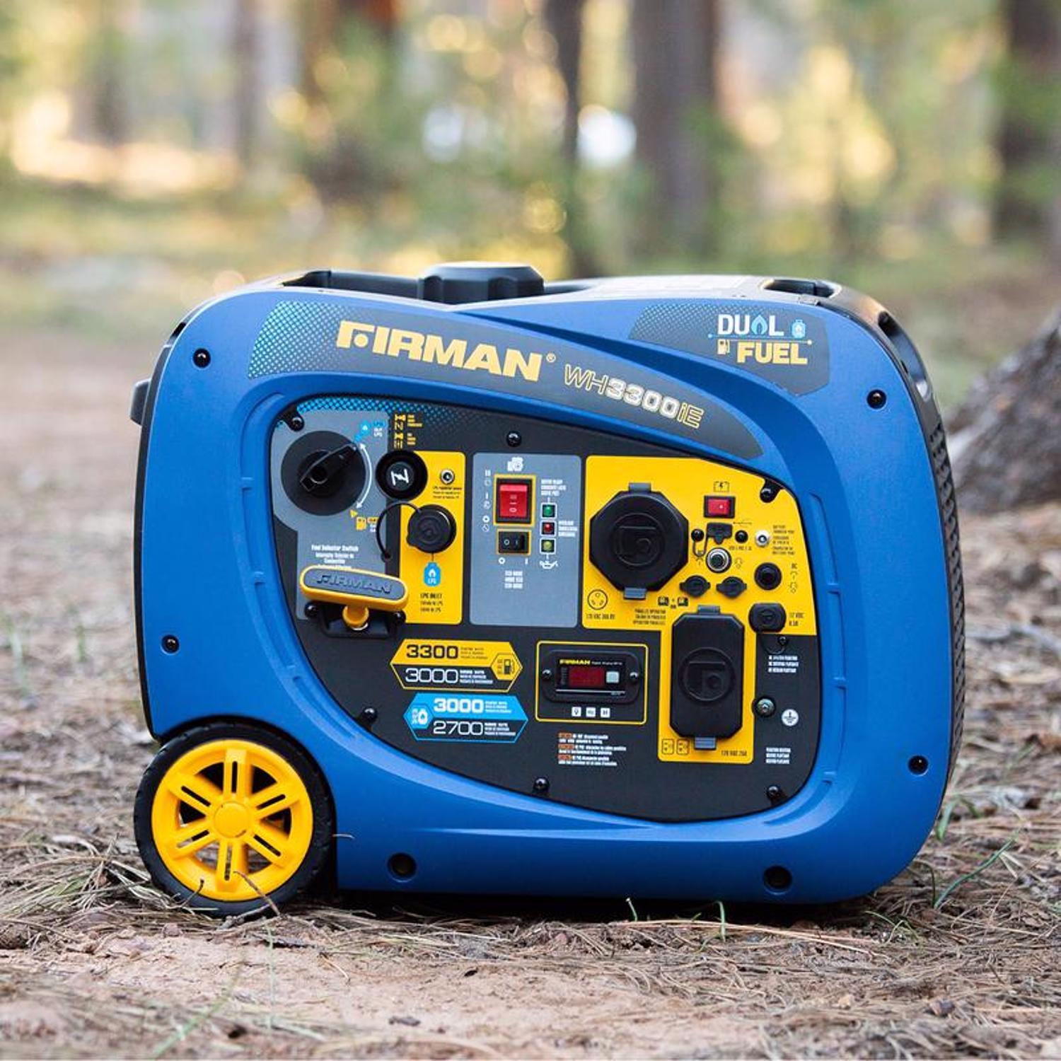 Firman Whisper Hybird Series 3000 W 120 V Gas/LP Portable Portable Generator 3000 W