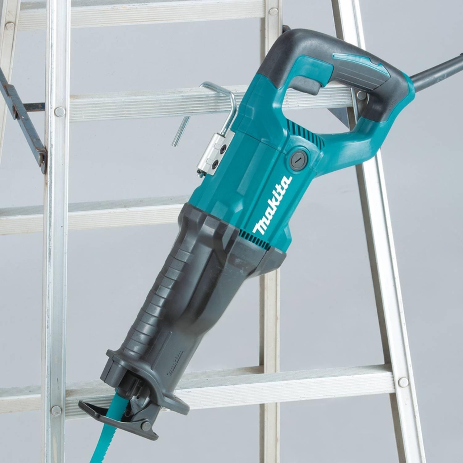 Makita 12 amps Corded Brushed Reciprocating Saw Tool Only