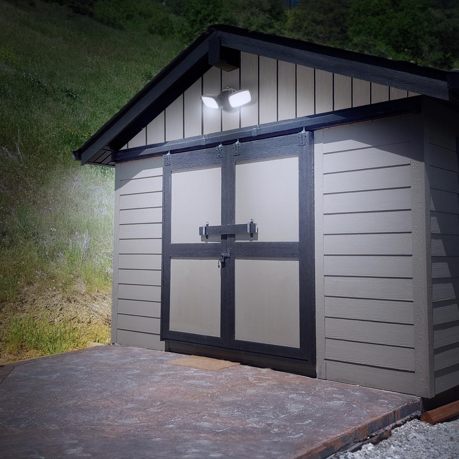 Feit LED Dusk to Dawn Hardwired LED Bronze Security Floodlight