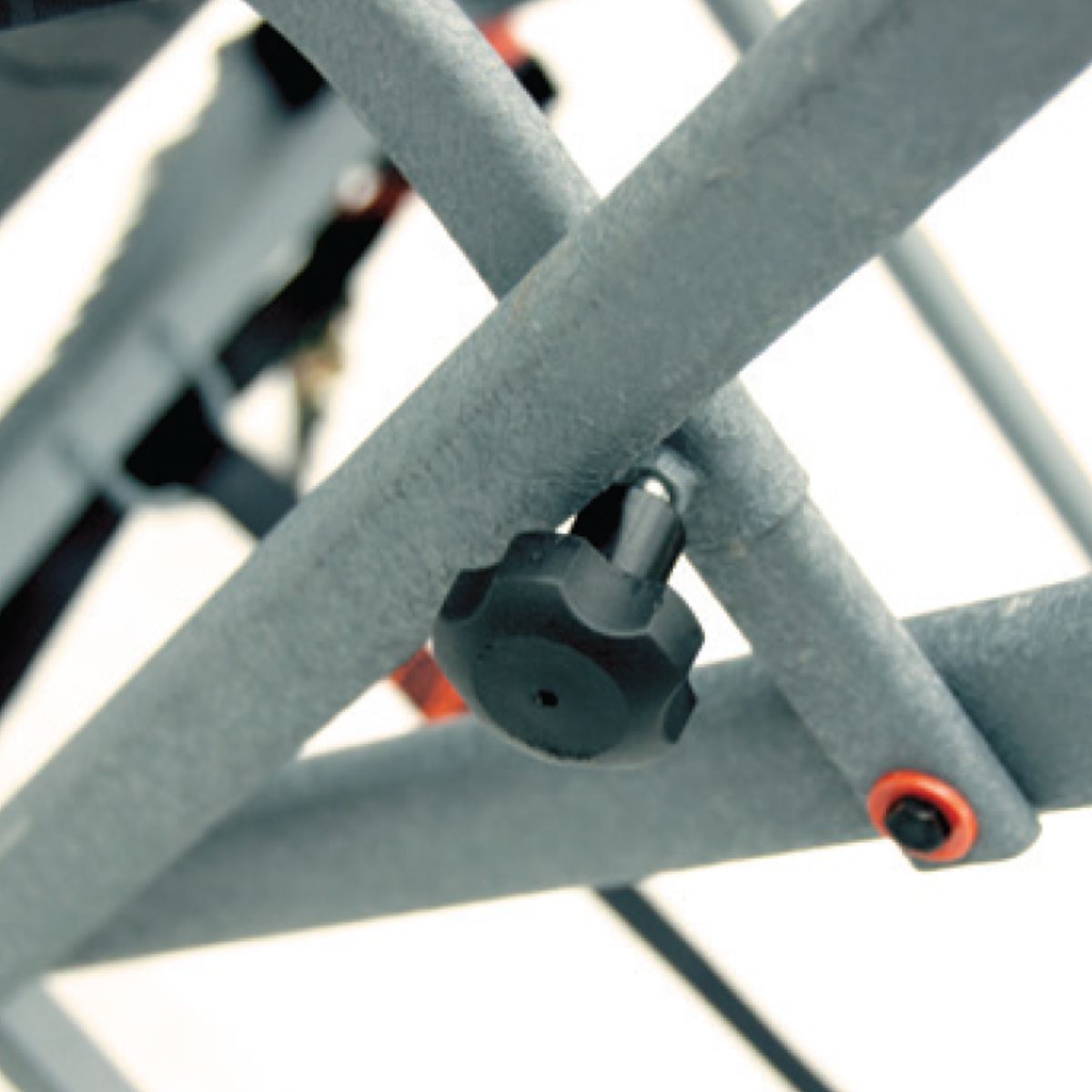 22 in.Big Daddy Extra Wide Jaw & Truss Ladder Stand