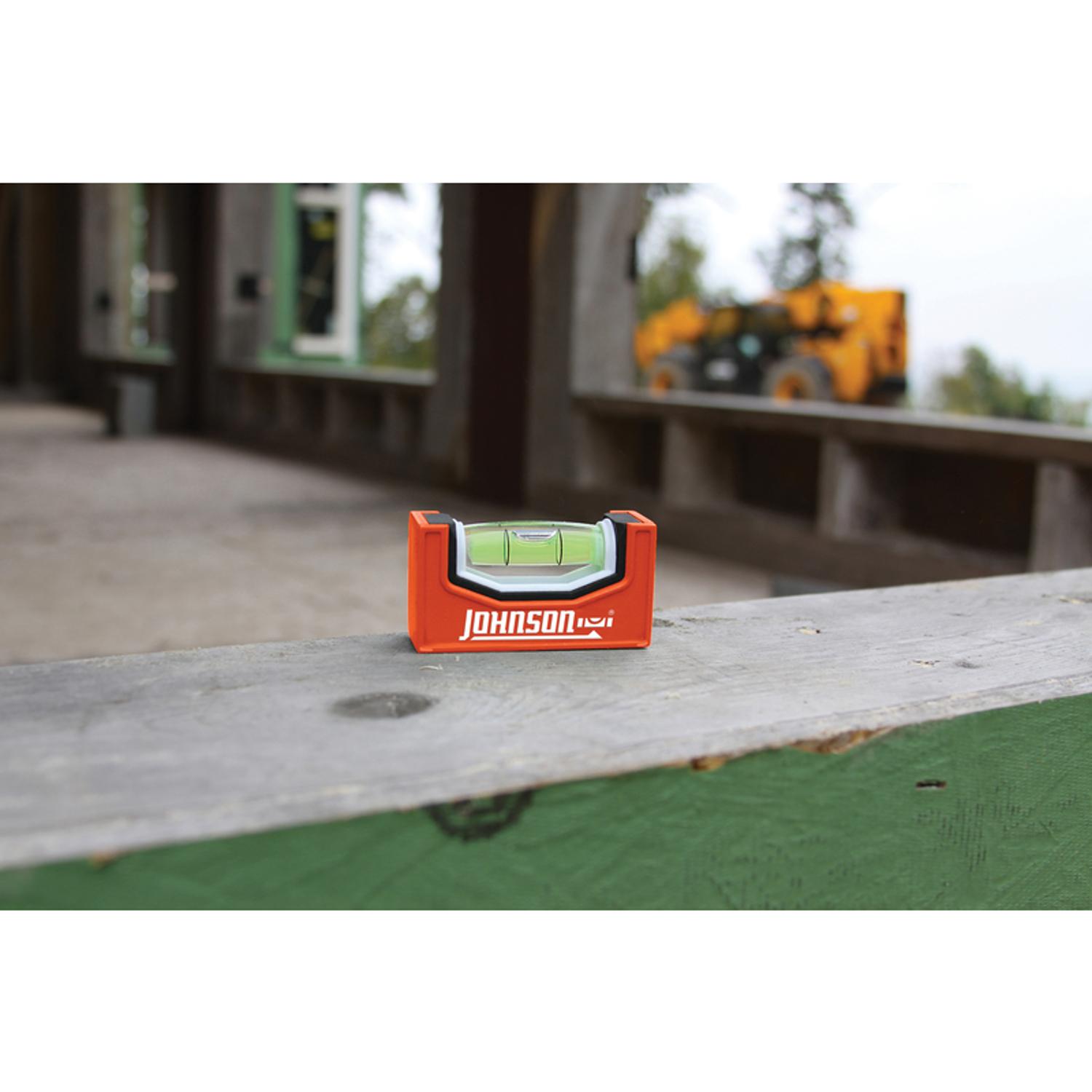 Johnson Magnetic Pocket Level 1 vial
