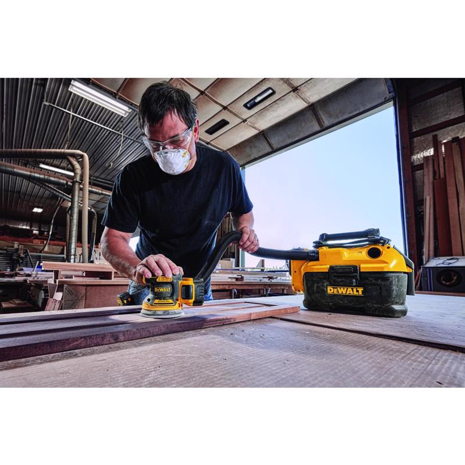 DeWalt 20V MAX XR Cordless 5 in. Brushless Random Orbit Sander Tool Only