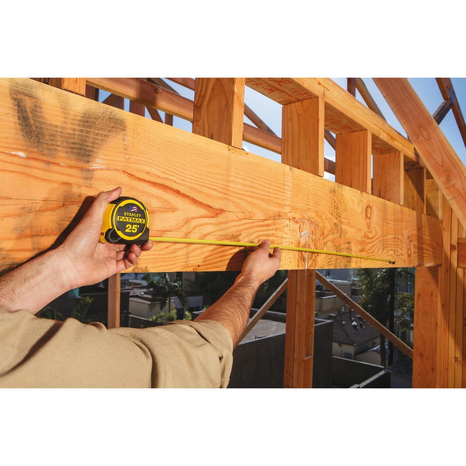 Stanley FatMax 25 ft. L X 1.25 in. W Compact Tape Measure 1 pk