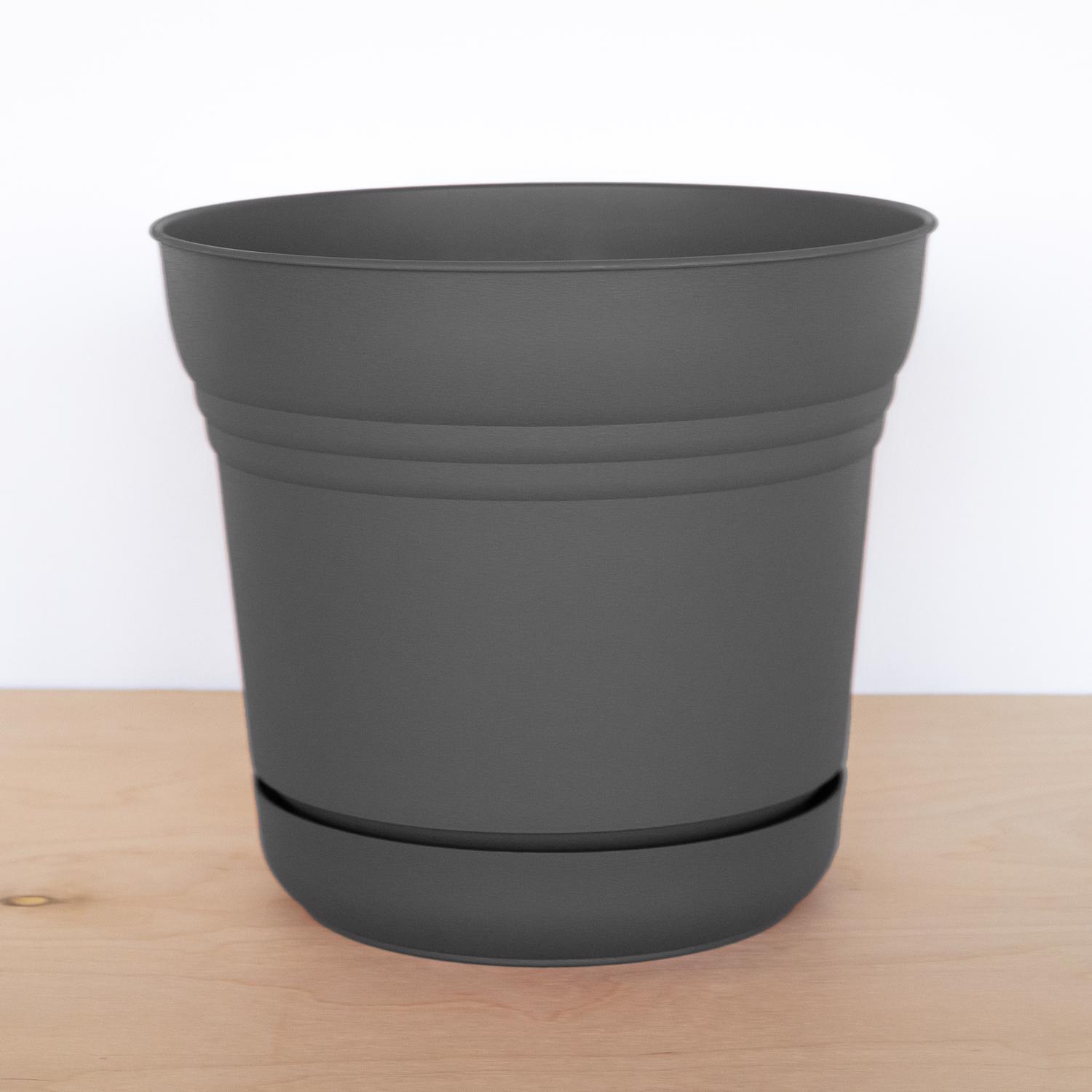 Bloem Saturn 8.5 in. H X 9.75 in. W Polyresin Traditional Planter Charcoal