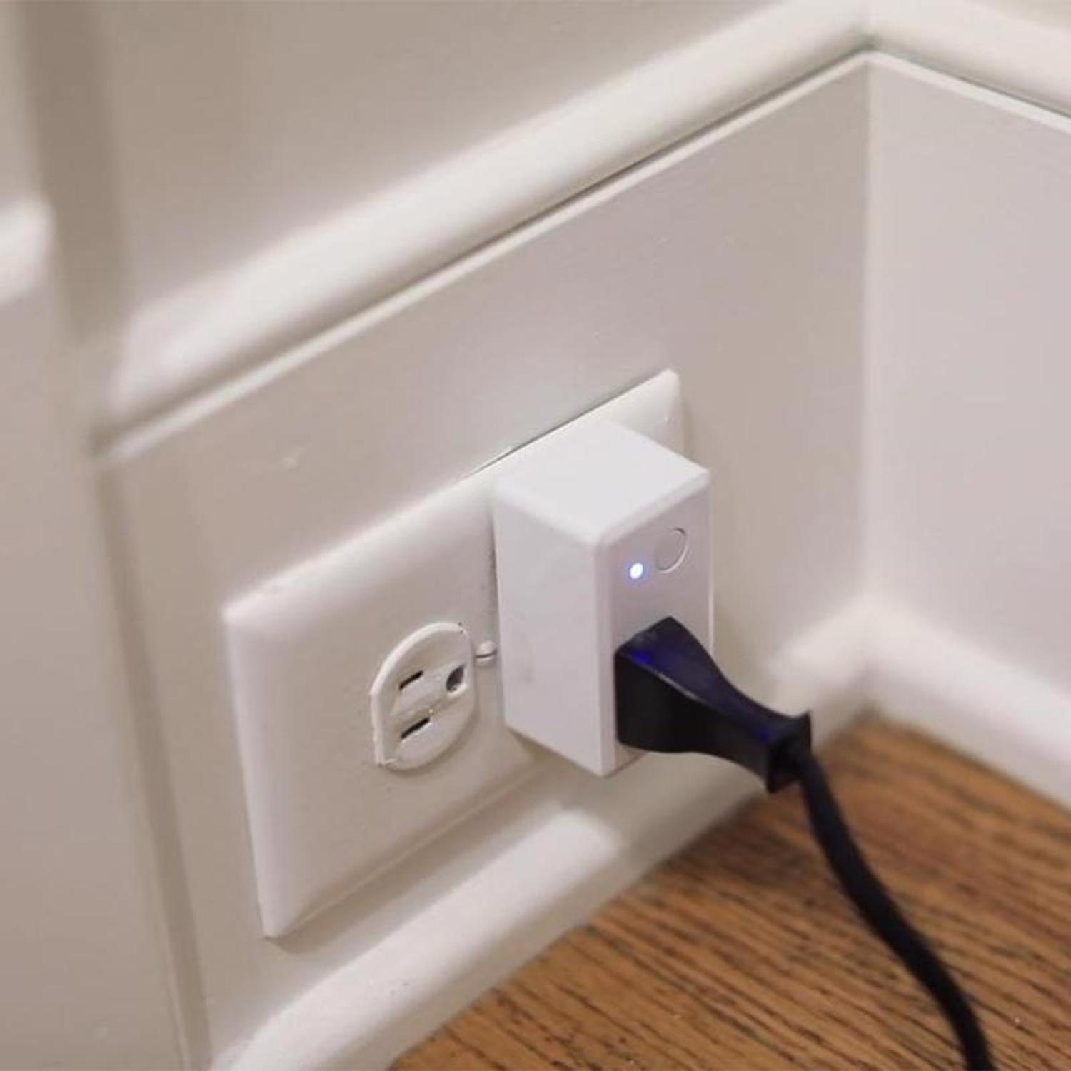 Feit Smart Home Commercial and Residential Plastic Indoor Smart-Enabled Plug 1-15R
