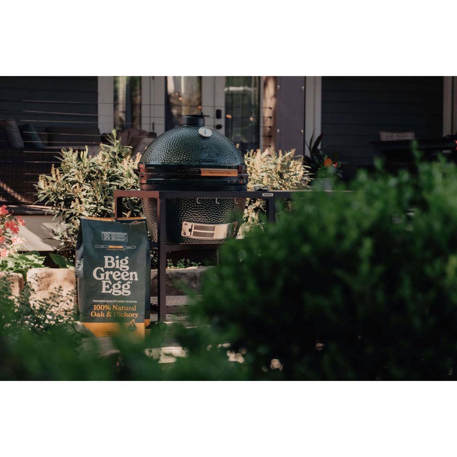 Big Green Egg All Natural Hickory and Oak Lump Charcoal 17.6 lb