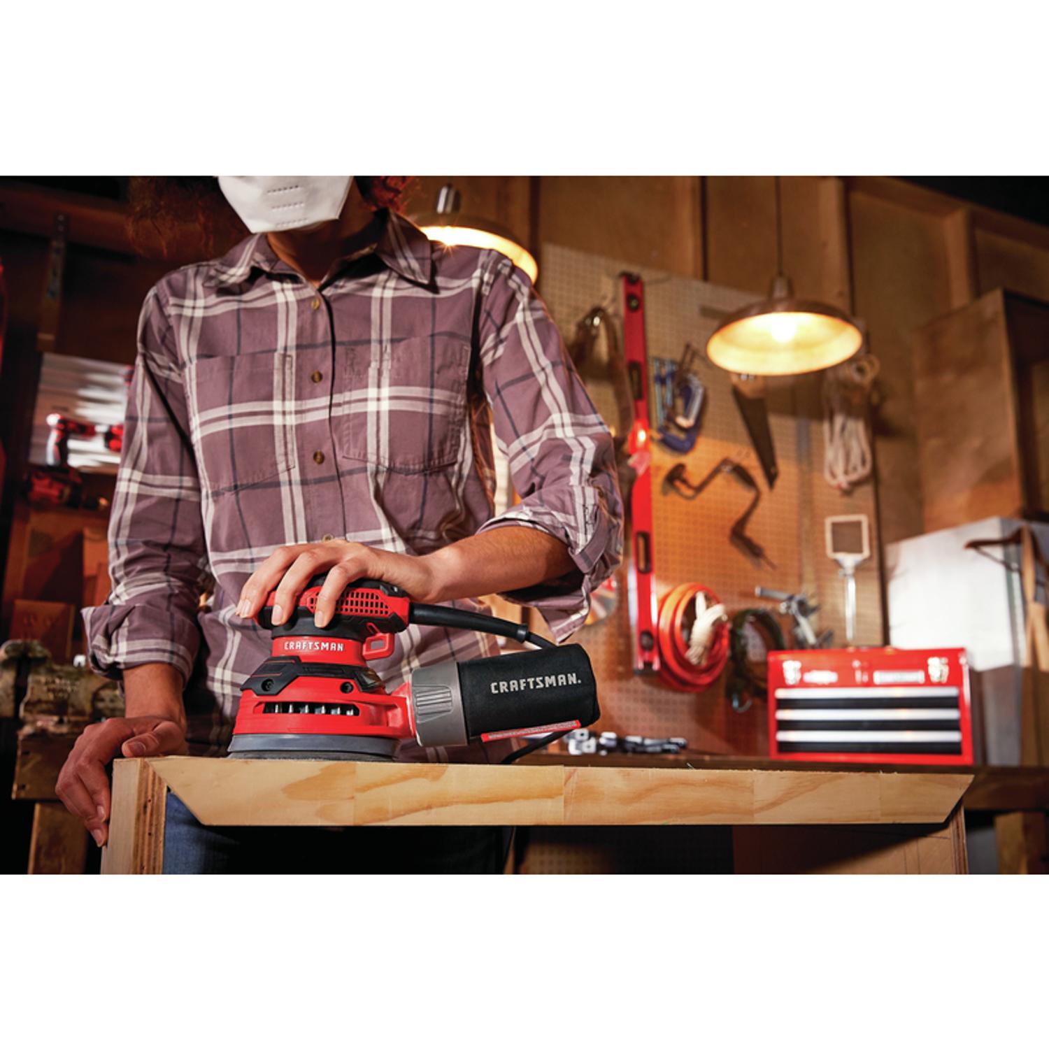 CRAFTSMAN 3 amps Corded 5 in. Random Orbit Sander