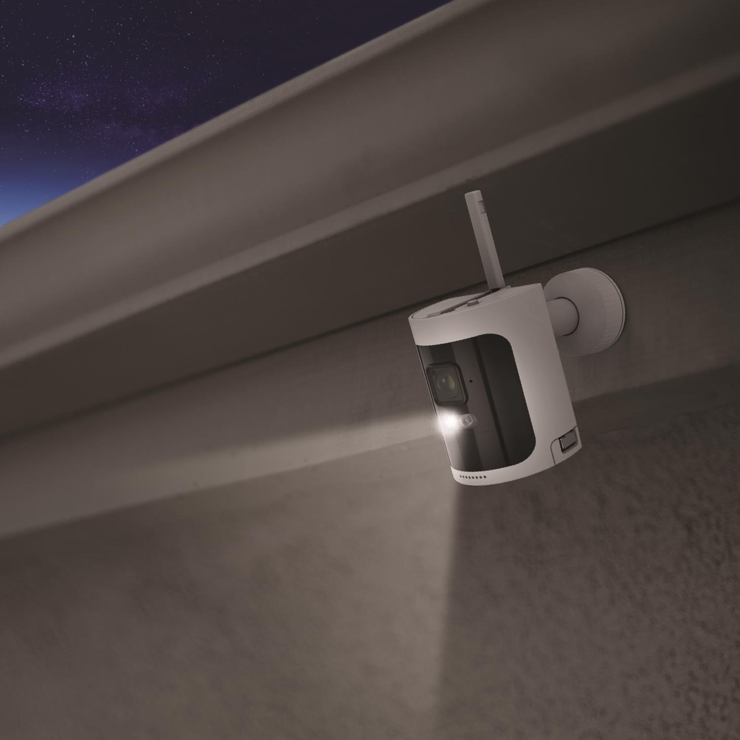 Swann AllSecure600 Battery Powered Indoor and Outdoor Smart-Enabled NVR Security Camera System