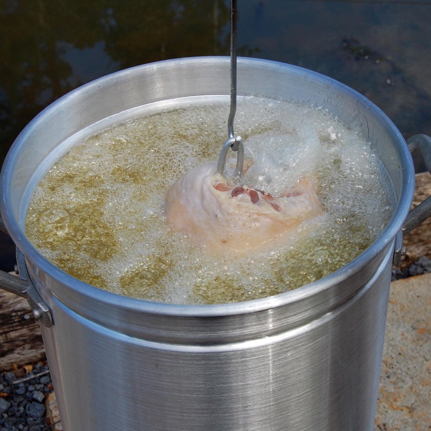Bayou Classic Aluminum Turkey Fryer Kit 30 qt