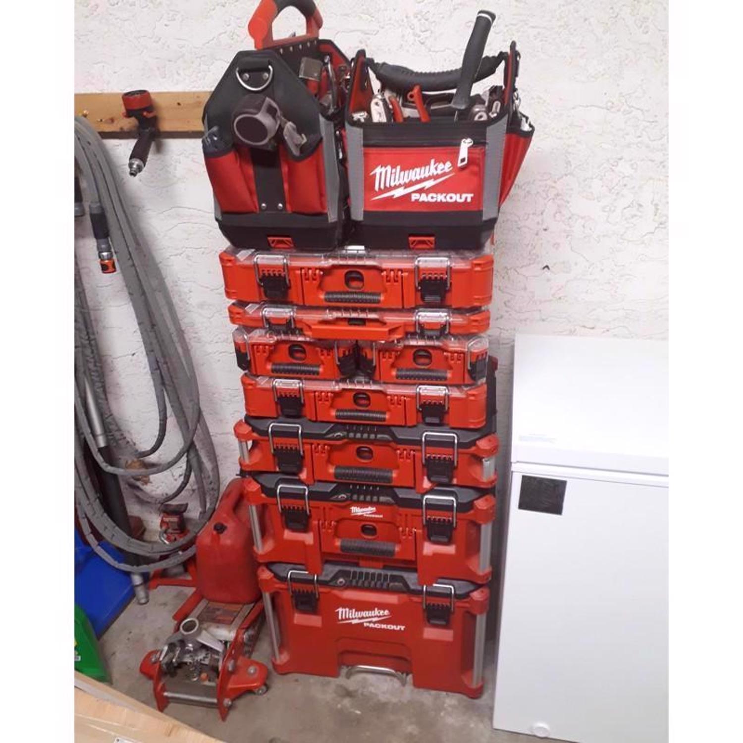 Milwaukee Packout Ballistic Polyester 15" Tool Tote 31 pocket Black/Red 1 pc