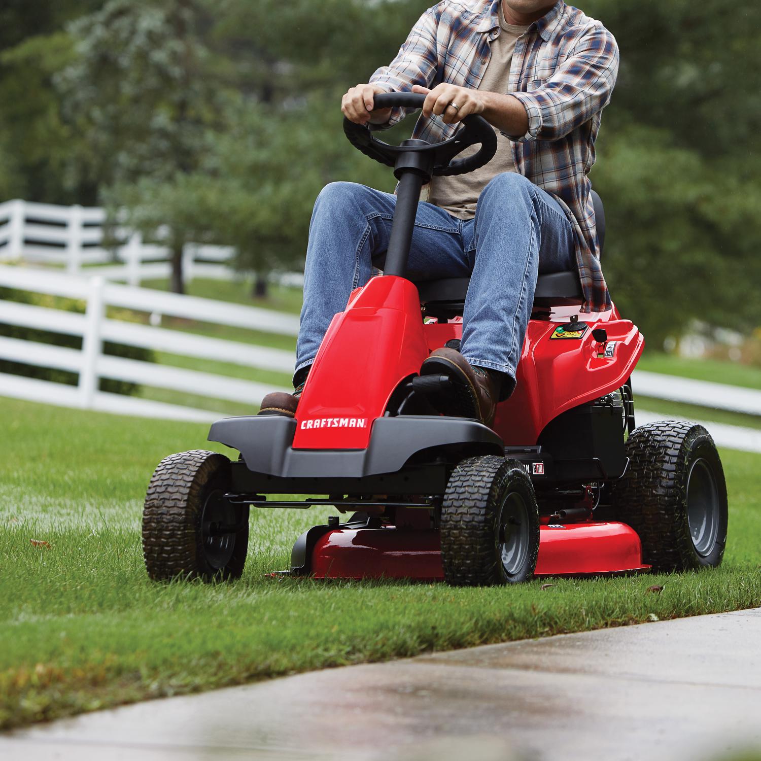 Craftsman CMXGRAM1222292 30 in. 344 cc Gear Gas Riding Mower