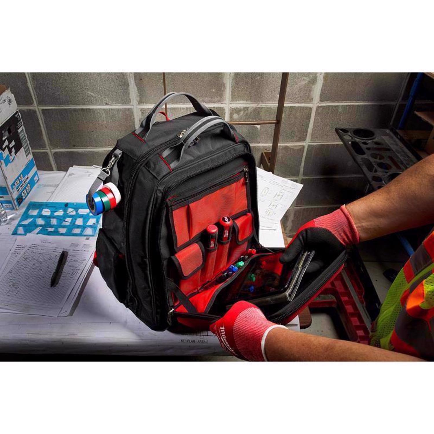 Milwaukee Packout Ballistic Nylon Ultimate Jobsite Backpack Tool Bag 48 pocket Black/Red 1 pc