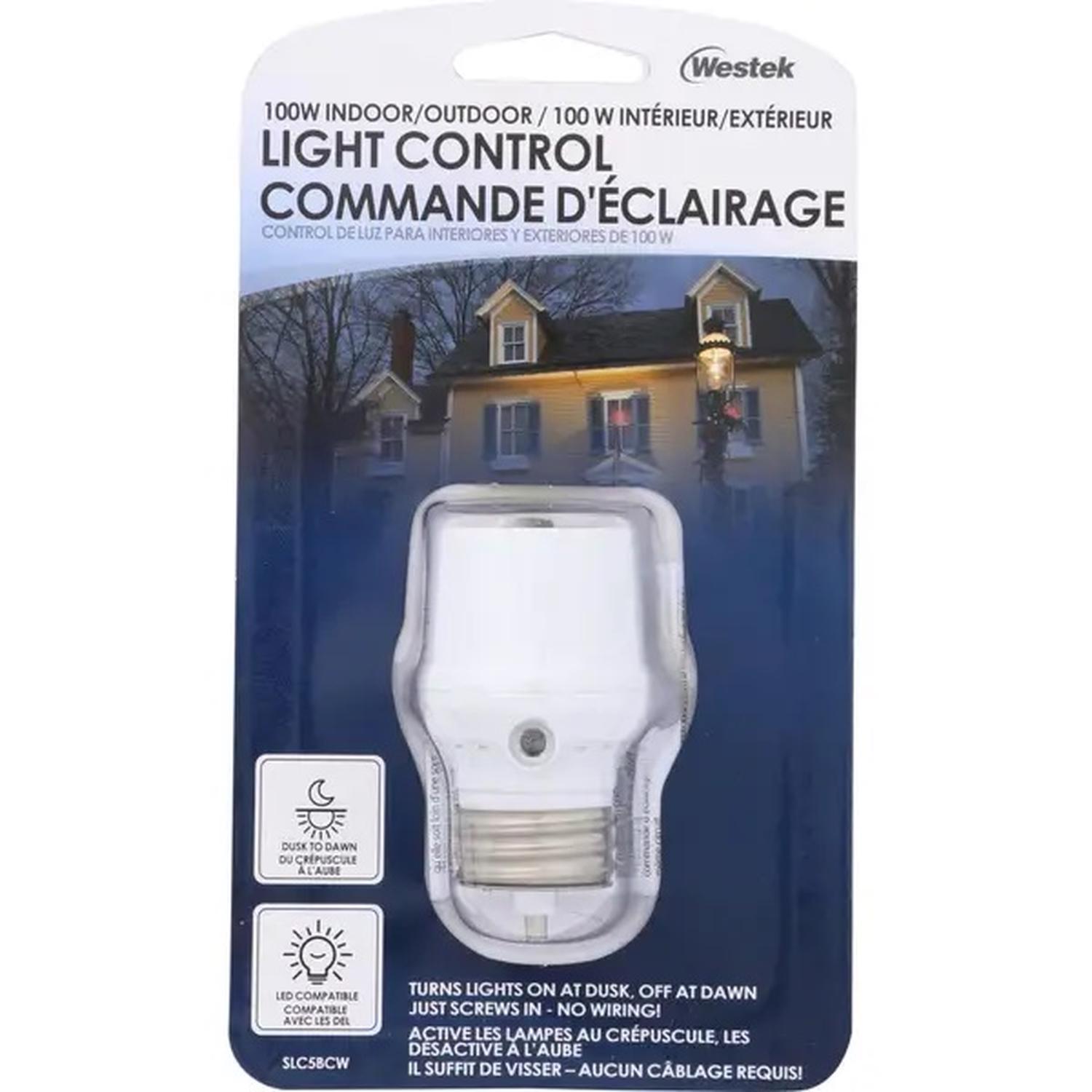 Amertac White Photoelectric Dusk to Dawn Light Control 1 pk
