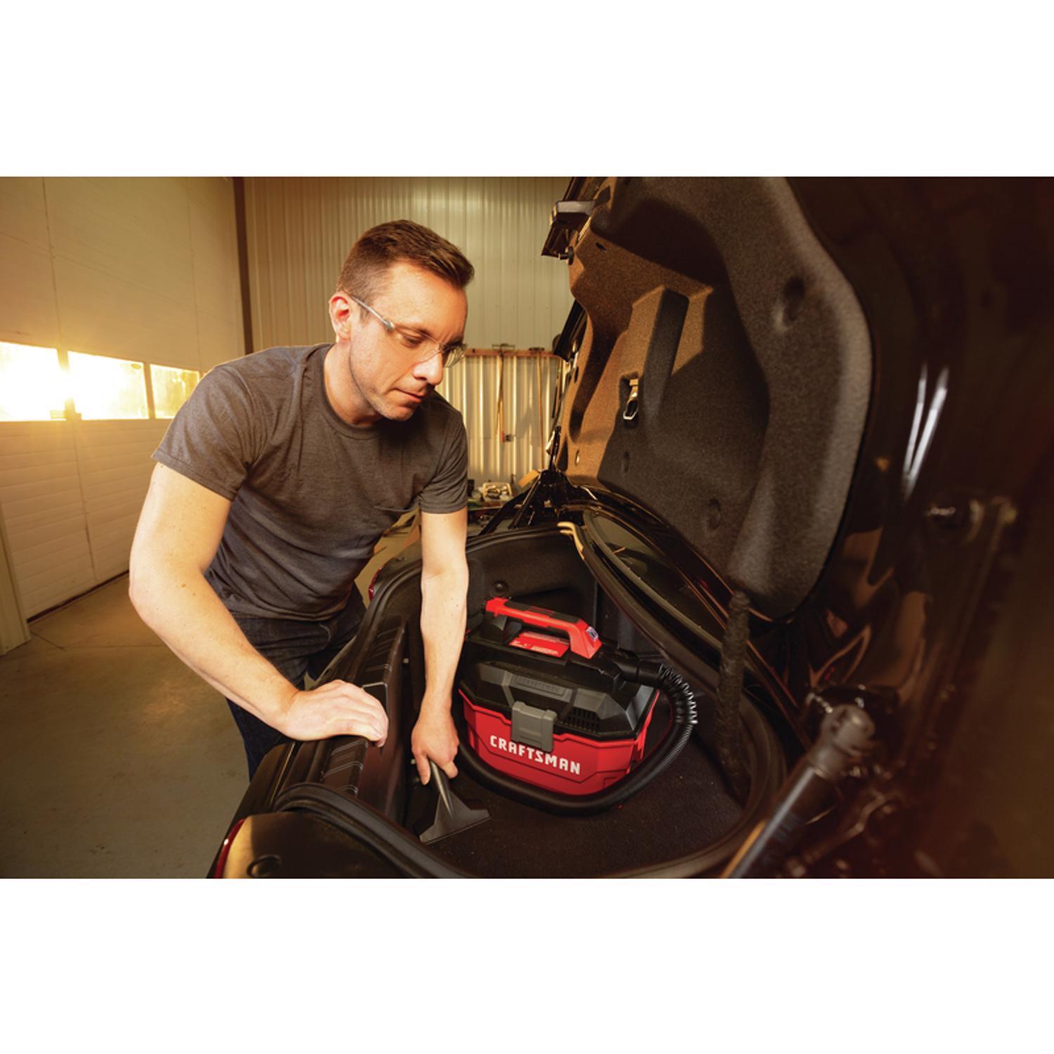 CRAFTSMAN V20 CMCV002B 2 gal Cordless Portable Wet/Dry Vacuum Tool Only
