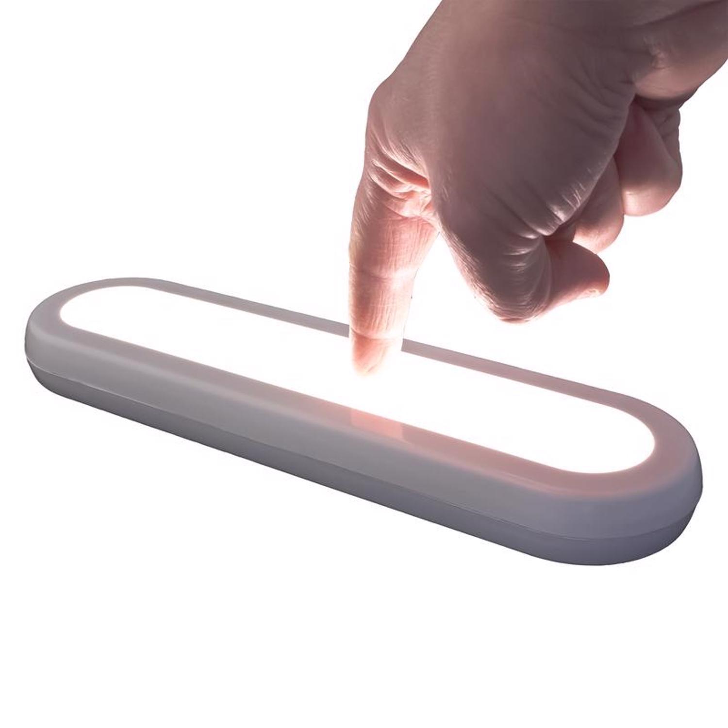 Westek 12.0 in. L White Battery Powered LED Light Bar w/Remote 150 lm