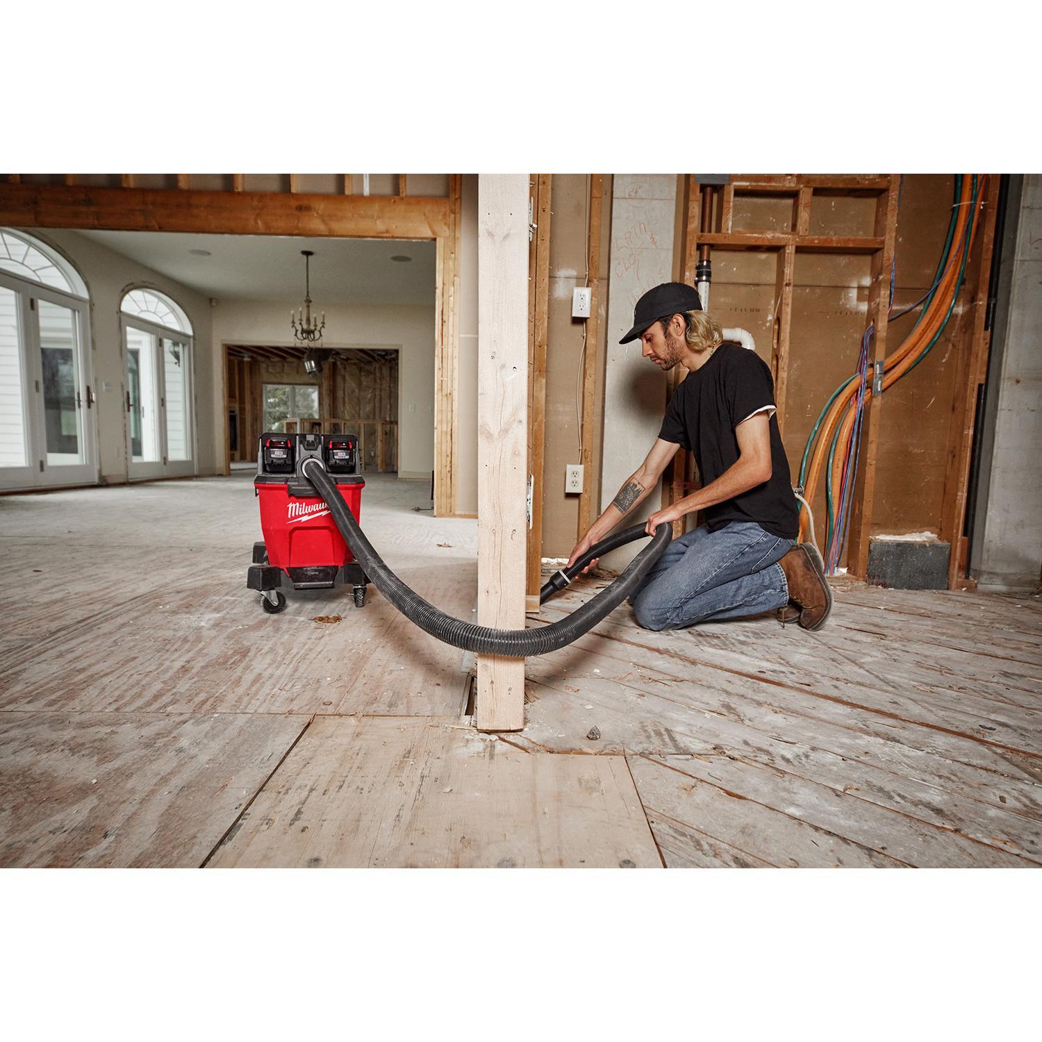 Milwaukee 9 ft. L X 1-7/8 in. D Wet/Dry Shop Vac Flexible Vacuum Hose 1 pc