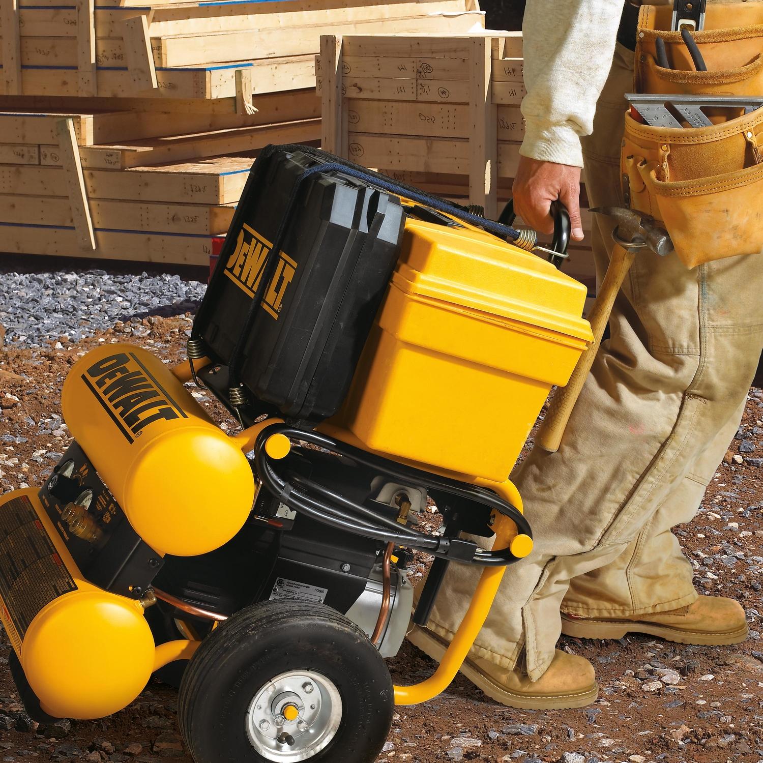 DeWalt 4 gal Twin Stack Portable Air Compressor 125 psi 1.1 HP