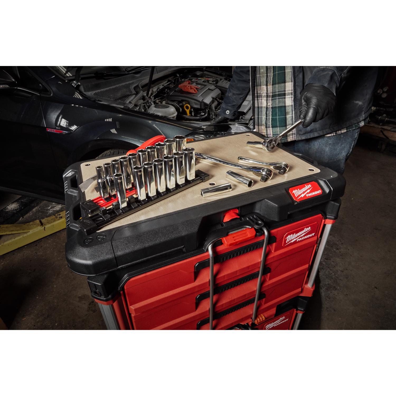 Milwaukee Packout 15.3 in. L X 23.9 in. W X 2.1 in. H Customizable Work Top 50 lb. cap.