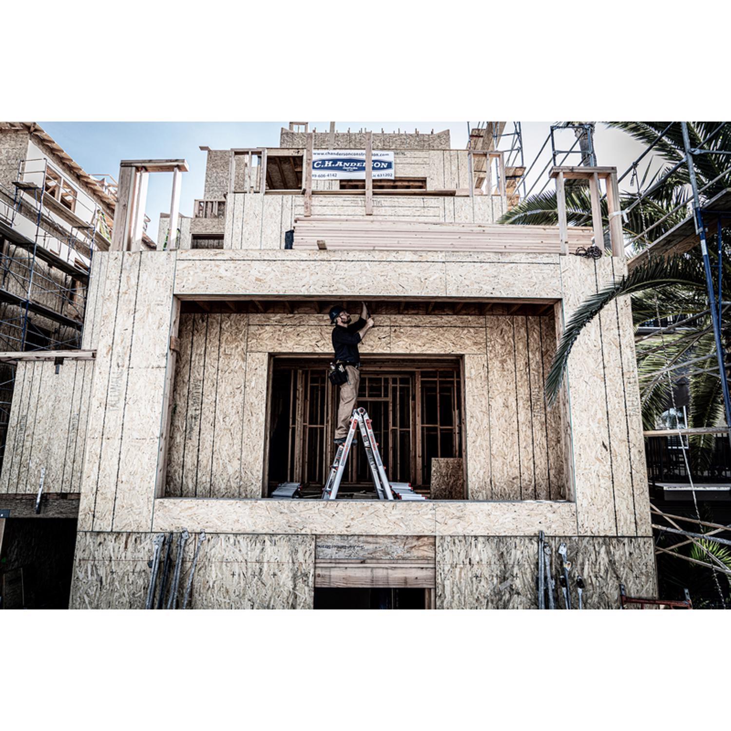 Little Giant Velocity 22 ft. H Aluminum Telescoping Multi-Position Ladder Type IA 300 lb. capacity