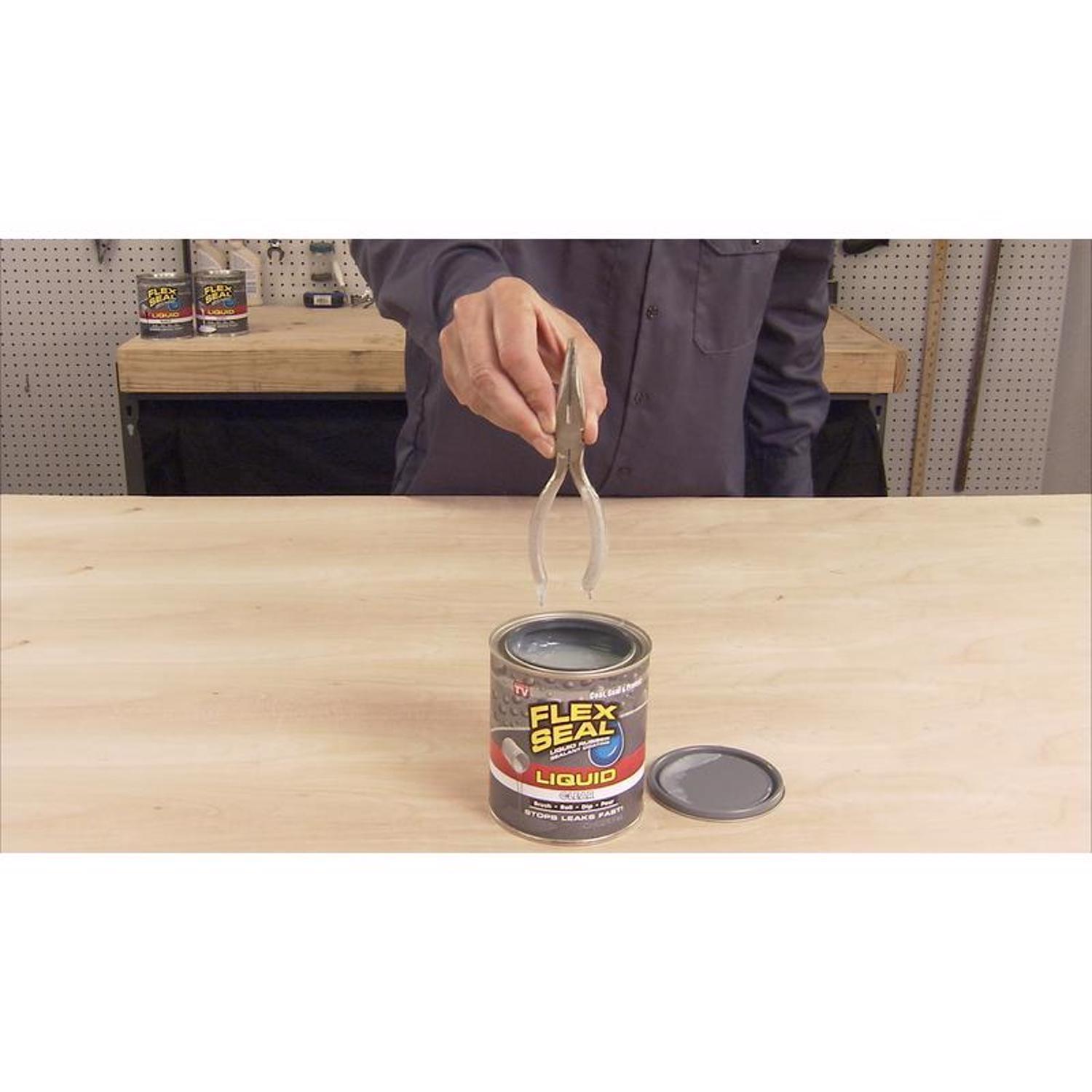 Flex Seal Family of Products Flex Seal Clear Liquid Rubber Sealant Coating 32 fl. oz.