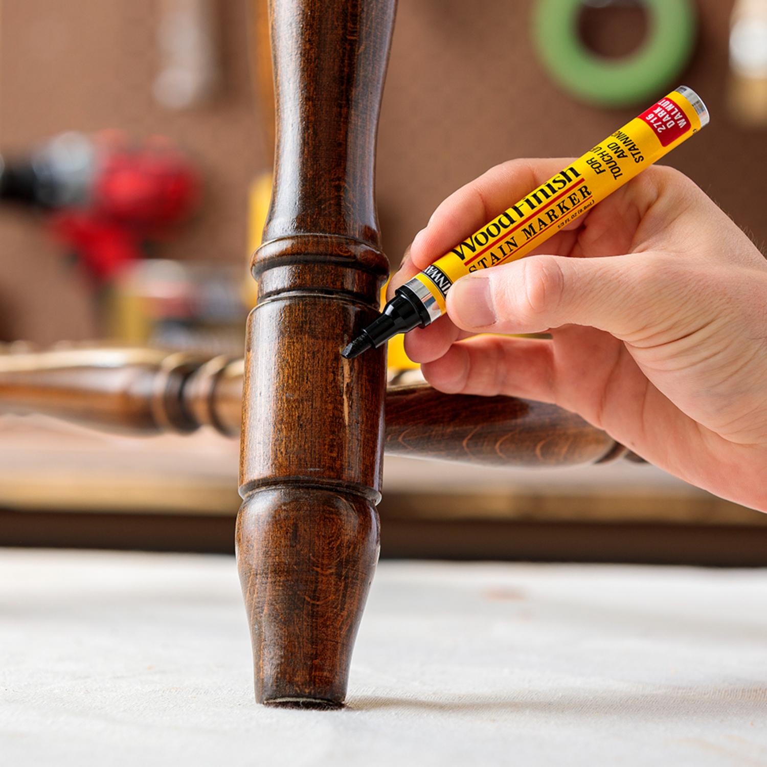 Minwax Wood Finish Stain Marker Semi-Transparent Dark Walnut Oil-Based Stain Marker 1/3 oz